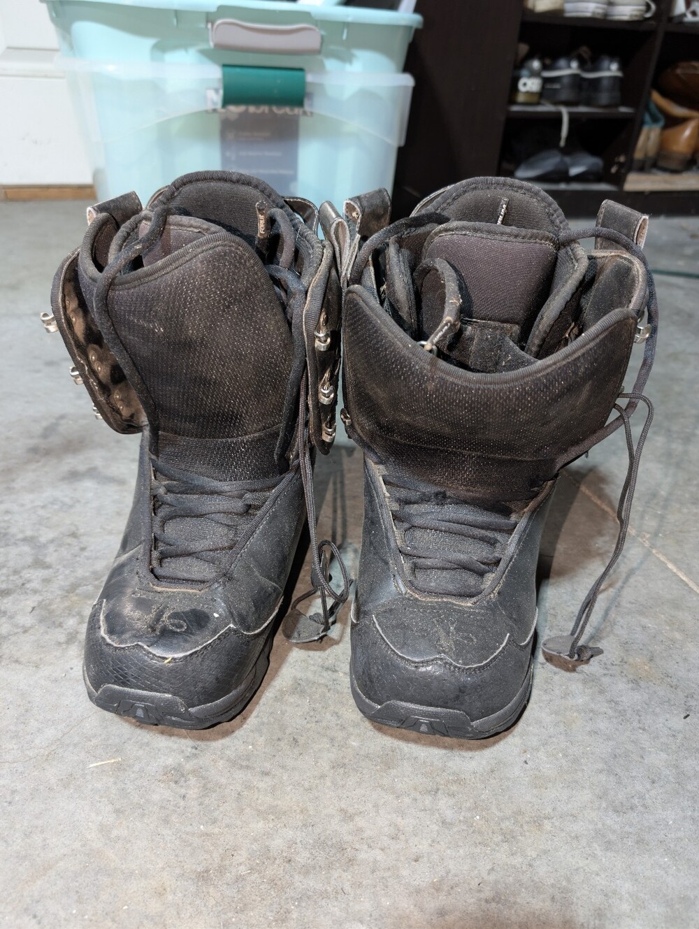 Women's Black Forum Stampede Snowboard Boots - Comfortable Insulated Fit